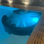 Marty Luxury 4* كالاتابيانو