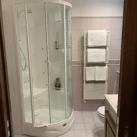 Marty Luxury 4*