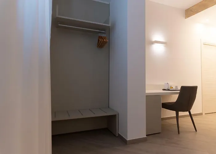 Couette-café Marty Luxury 4*