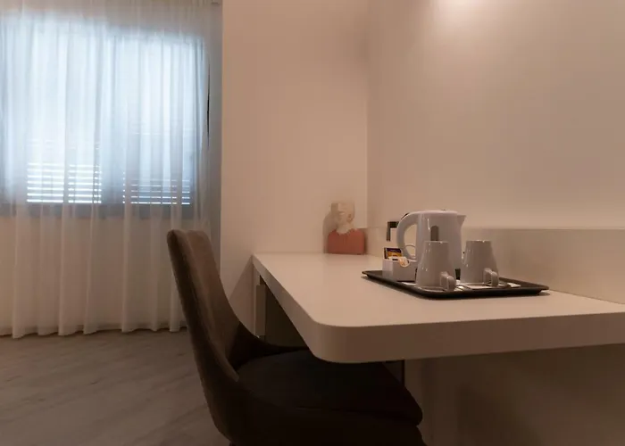 Marty Luxury Couette-café 4*