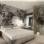Marty Luxury 4*