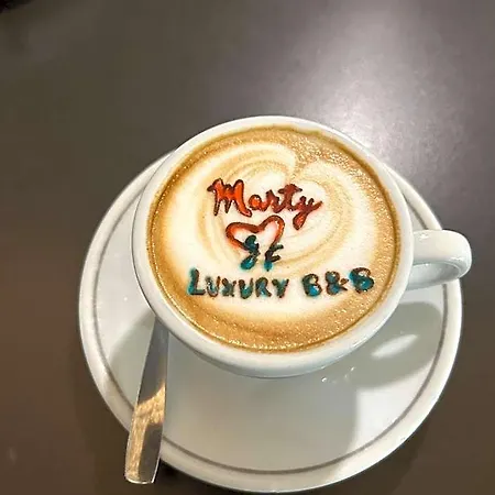 Couette-café Marty Luxury