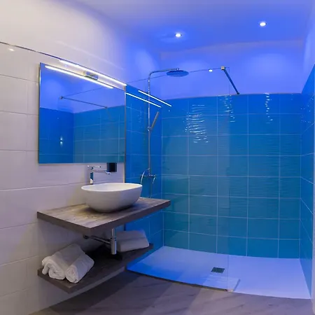 Marty Luxury Frühstückspension 4*