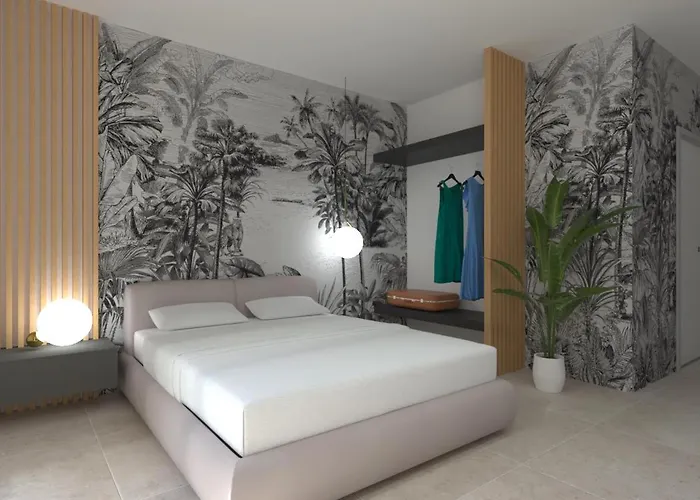 Marty Luxury 칼레타비아노