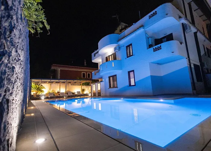 Marty Luxury B&B 4*