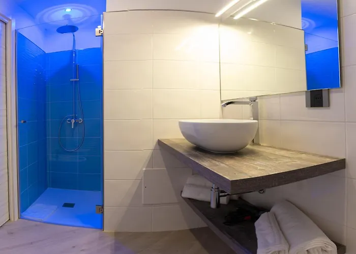 Marty Luxury 4*